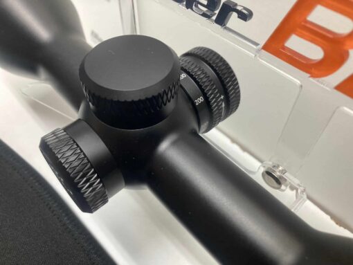 Blaser B2 2.5-15x56 ic s2.jpg